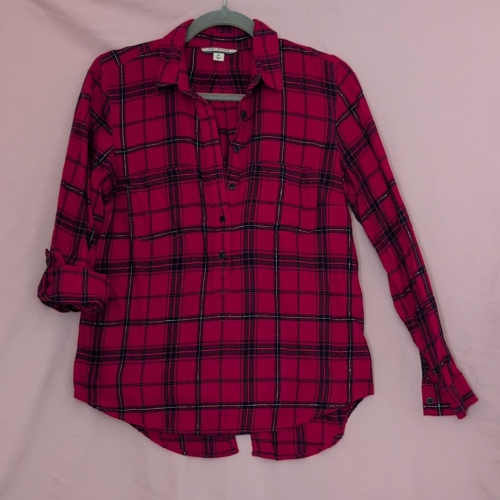 Tommy Hilfiger Red Plaid Button Down Shirt
